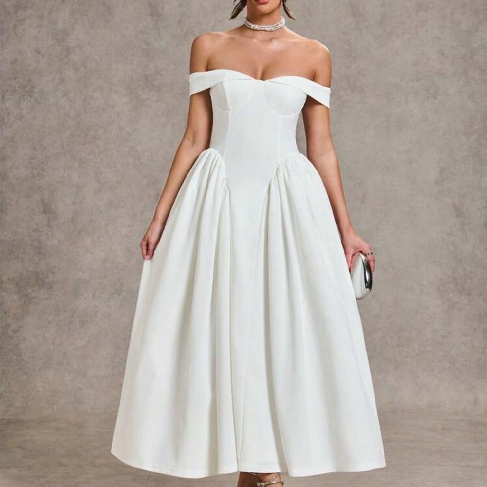 Elegant Strapless White Dress